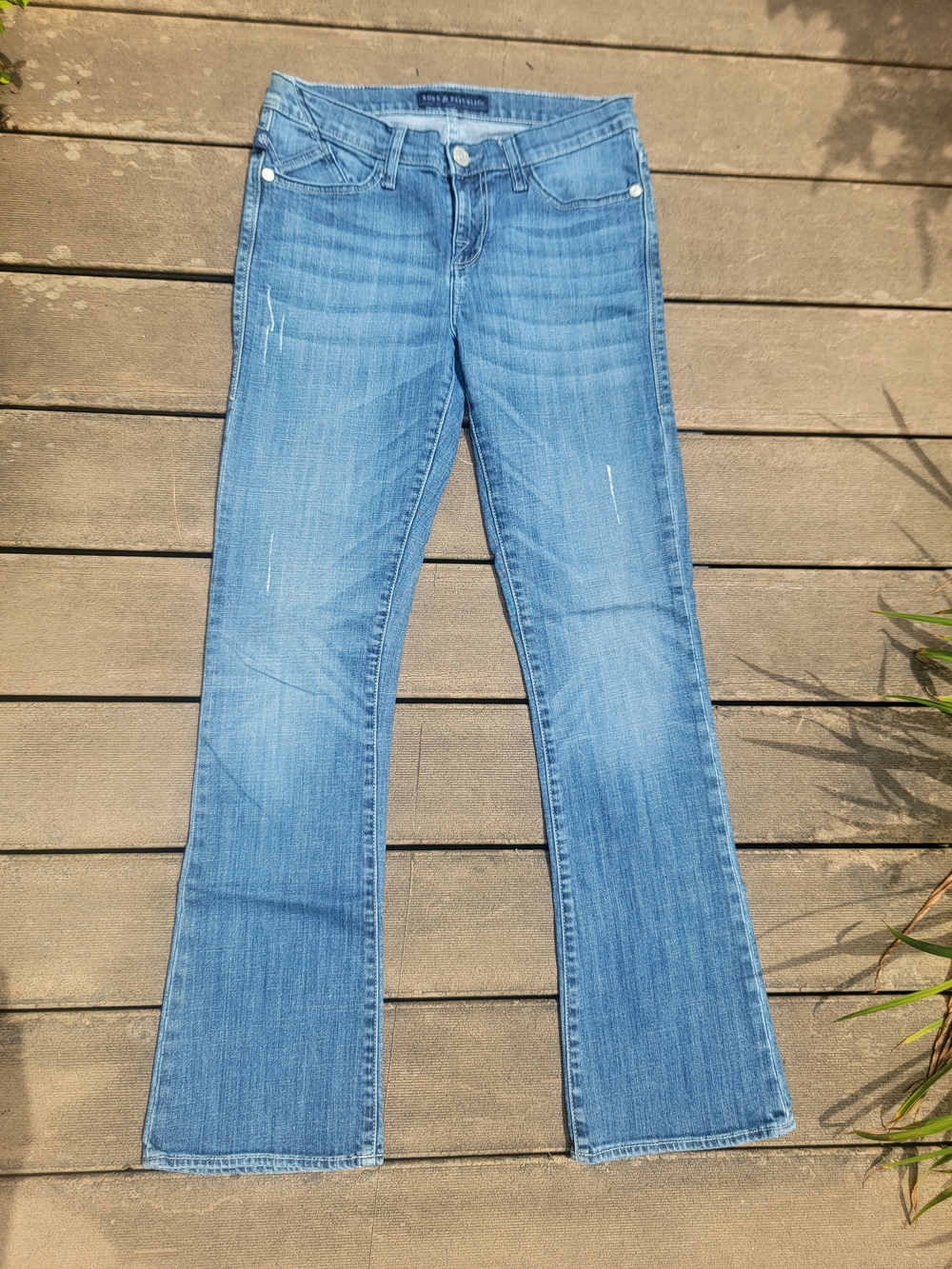 Rock & Republic Light Blue Flare Jeans Size 8
